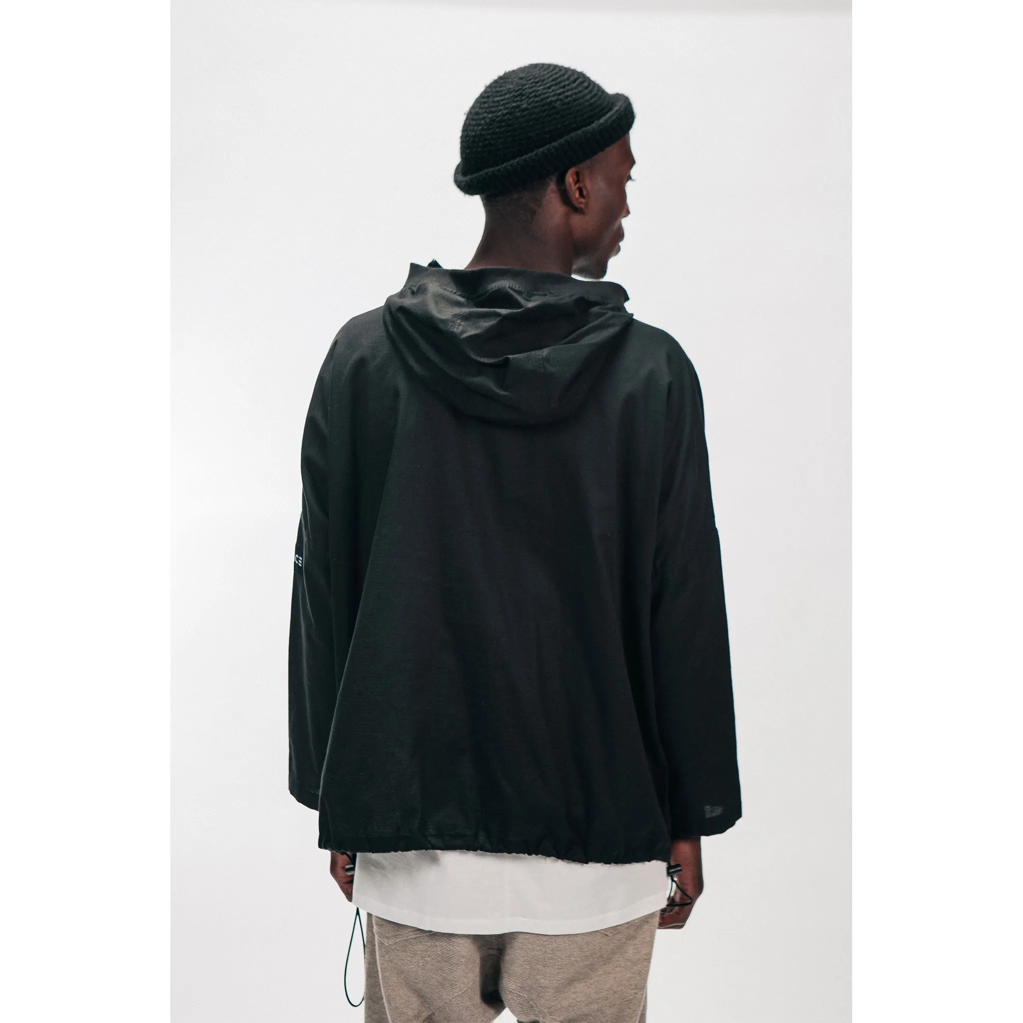 HOODED PULLOVER