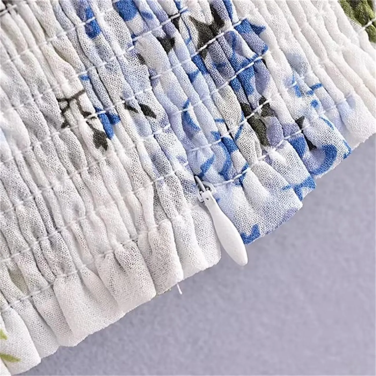 Women Summer Garden Flower Print Halter Vest Camisole with Stretch Lace-Up Patchwork Top
