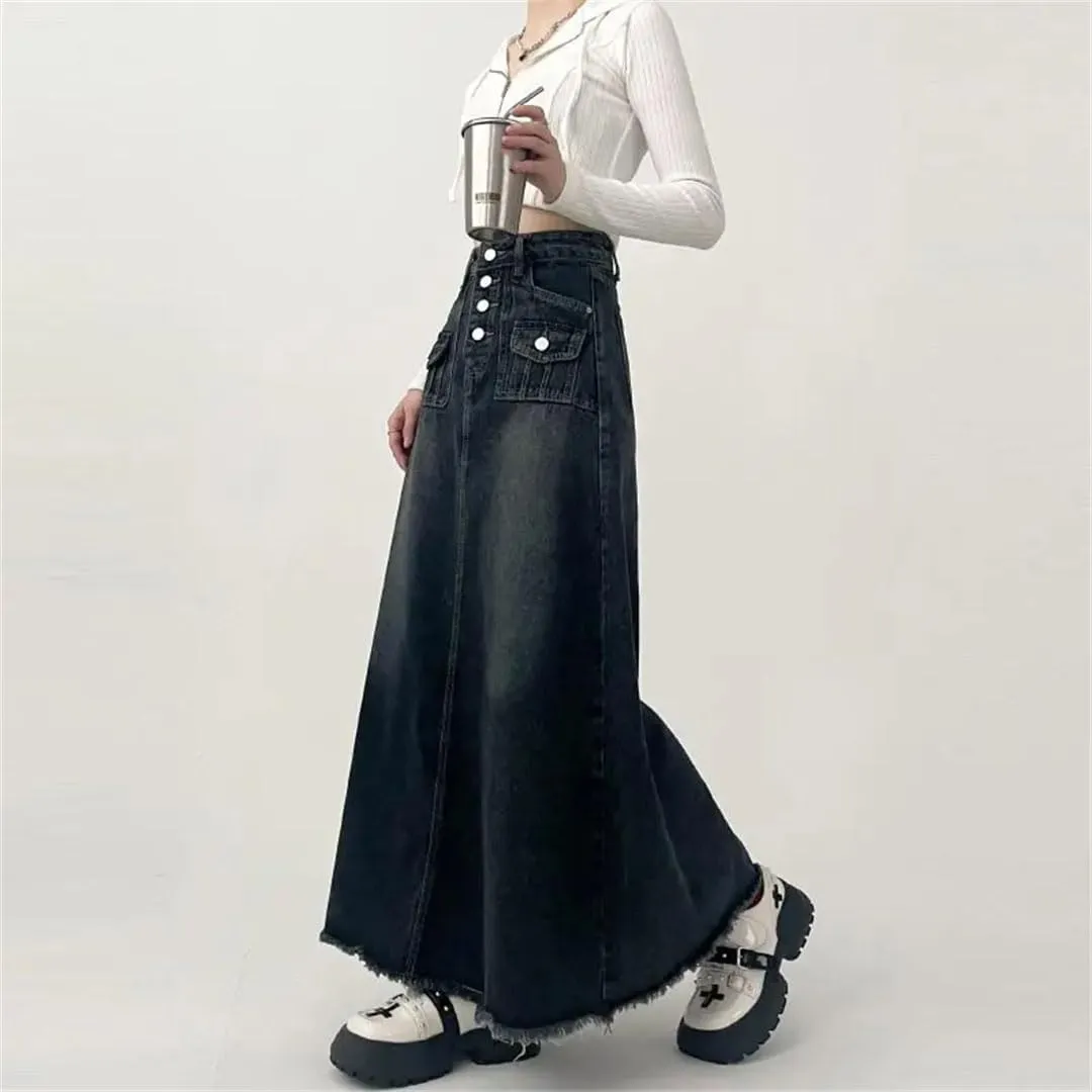 Women's High-Waisted Cargo Denim Skirt Long A-Line Retro Frayed Hem Denim Skirt with Pockets